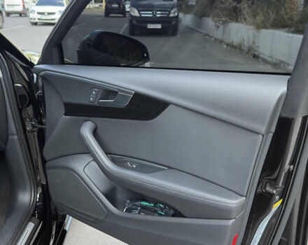 Черный Ауди А4, объемом двигателя 1.98 л и пробегом 77 тыс. км за 28000 $, фото 10 на Automoto.ua