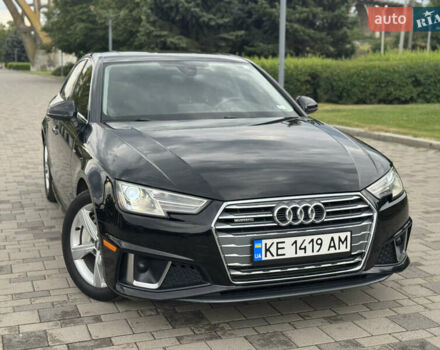 Черный Ауди А4, объемом двигателя 2 л и пробегом 125 тыс. км за 19800 $, фото 4 на Automoto.ua