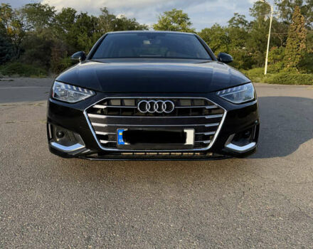 Черный Ауди А4, объемом двигателя 1.98 л и пробегом 70 тыс. км за 27000 $, фото 6 на Automoto.ua