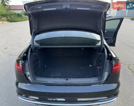 Черный Ауди А4, объемом двигателя 1.98 л и пробегом 70 тыс. км за 27000 $, фото 11 на Automoto.ua