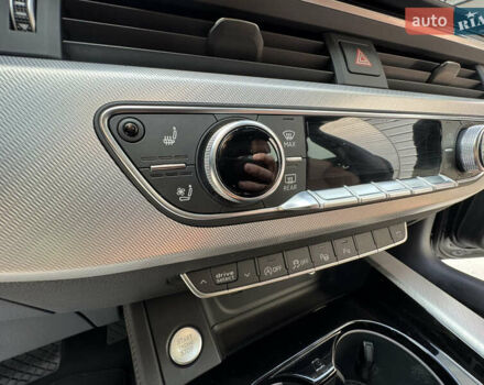 Ауді А4 2020 у Києві на Automoto.ua Чорний Ауді А4, об'ємом двигуна 1.98 л та пробігом 60 тис. км за 26999 $, фото 23 на Automoto.ua