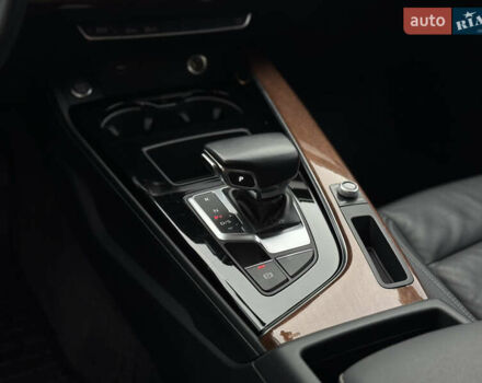 Чорний Ауді А4, об'ємом двигуна 2 л та пробігом 55 тис. км за 23800 $, фото 48 на Automoto.ua