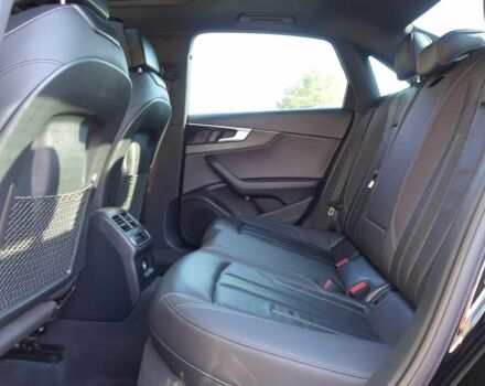 Черный Ауди А4, объемом двигателя 2 л и пробегом 33 тыс. км за 10000 $, фото 14 на Automoto.ua