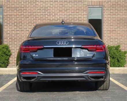 Черный Ауди А4, объемом двигателя 2 л и пробегом 33 тыс. км за 10000 $, фото 5 на Automoto.ua