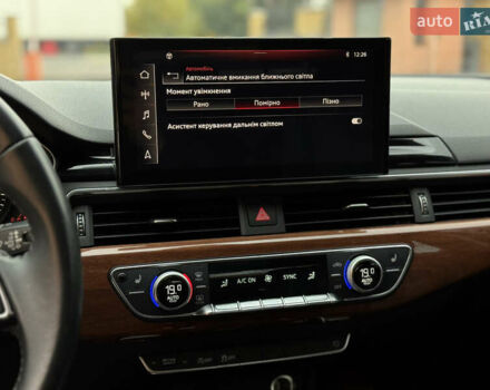 Чорний Ауді А4, об'ємом двигуна 2 л та пробігом 55 тис. км за 23800 $, фото 55 на Automoto.ua