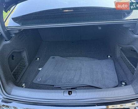 Чорний Ауді А4, об'ємом двигуна 2 л та пробігом 50 тис. км за 26900 $, фото 5 на Automoto.ua