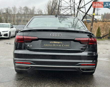 Черный Ауди А4, объемом двигателя 1.98 л и пробегом 27 тыс. км за 29000 $, фото 10 на Automoto.ua