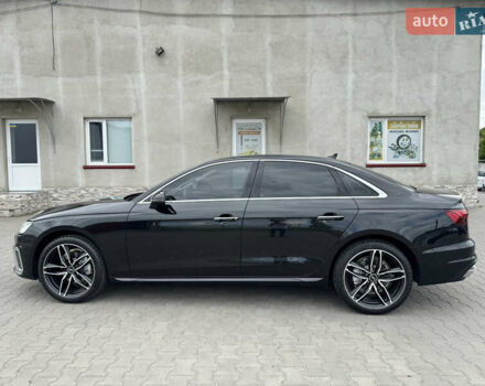 Чорний Ауді А4, об'ємом двигуна 2 л та пробігом 37 тис. км за 25000 $, фото 3 на Automoto.ua
