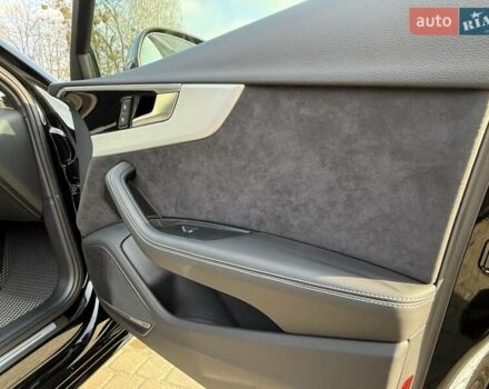 Чорний Ауді А4, об'ємом двигуна 1.98 л та пробігом 4 тис. км за 44000 $, фото 65 на Automoto.ua