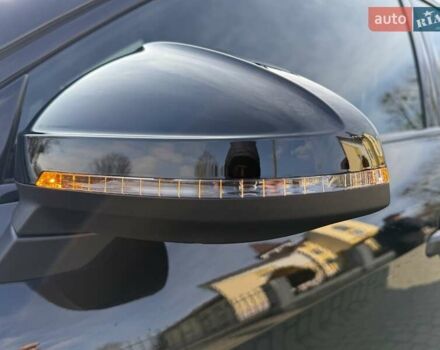 Чорний Ауді А4, об'ємом двигуна 1.98 л та пробігом 4 тис. км за 44000 $, фото 54 на Automoto.ua