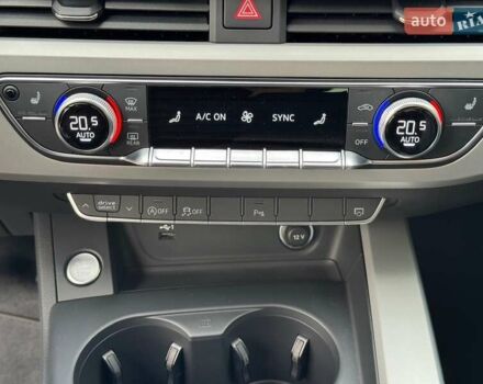 Чорний Ауді А4, об'ємом двигуна 2 л та пробігом 44 тис. км за 39900 $, фото 32 на Automoto.ua