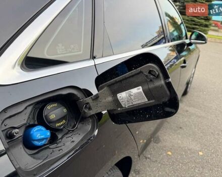 Чорний Ауді А4, об'ємом двигуна 2 л та пробігом 44 тис. км за 39900 $, фото 6 на Automoto.ua
