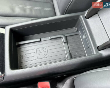 Чорний Ауді А4, об'ємом двигуна 1.98 л та пробігом 40 тис. км за 29900 $, фото 48 на Automoto.ua