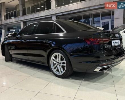 Черный Ауди А4, объемом двигателя 1.98 л и пробегом 57 тыс. км за 35000 $, фото 5 на Automoto.ua