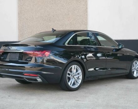 Черный Ауди А4, объемом двигателя 2 л и пробегом 20 тыс. км за 17500 $, фото 6 на Automoto.ua