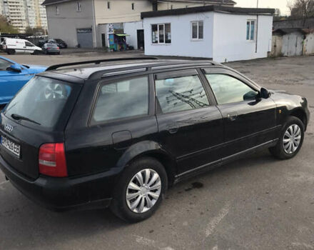 Чорний Ауді А4, об'ємом двигуна 1.8 л та пробігом 220 тис. км за 2200 $, фото 4 на Automoto.ua