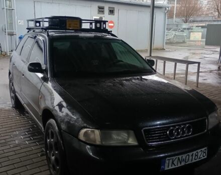 Черный Ауди А4, объемом двигателя 1.8 л и пробегом 401 тыс. км за 2200 $, фото 3 на Automoto.ua