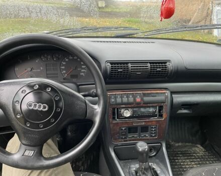 Черный Ауди А4, объемом двигателя 1.9 л и пробегом 450 тыс. км за 1300 $, фото 4 на Automoto.ua