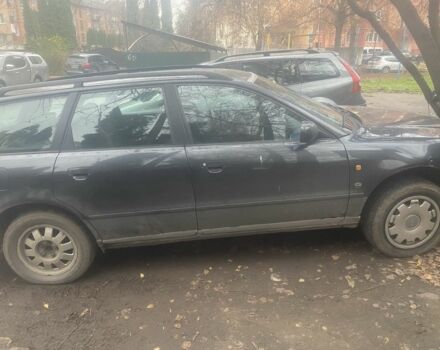 Черный Ауди А4, объемом двигателя 1.9 л и пробегом 360 тыс. км за 2371 $, фото 7 на Automoto.ua