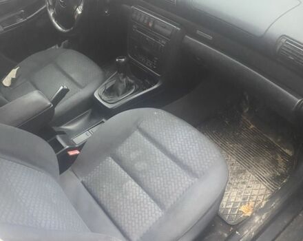 Черный Ауди А4, объемом двигателя 1.9 л и пробегом 360 тыс. км за 2371 $, фото 4 на Automoto.ua