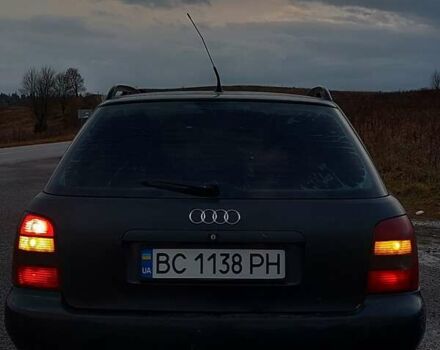 Черный Ауди А4, объемом двигателя 1.9 л и пробегом 360 тыс. км за 2499 $, фото 6 на Automoto.ua