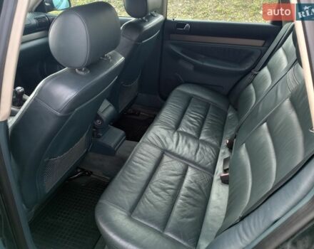 Чорний Ауді А4, об'ємом двигуна 1.6 л та пробігом 294 тис. км за 3200 $, фото 2 на Automoto.ua