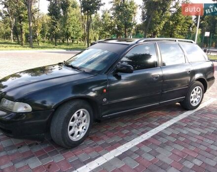 Черный Ауди А4, объемом двигателя 1.78 л и пробегом 382 тыс. км за 3300 $, фото 3 на Automoto.ua