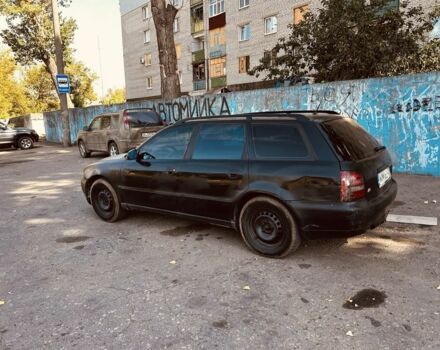 Черный Ауди А4, объемом двигателя 1.9 л и пробегом 456 тыс. км за 2132 $, фото 5 на Automoto.ua