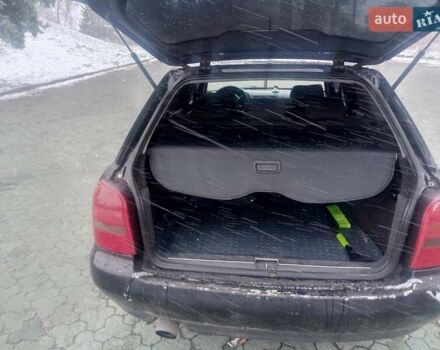 Чорний Ауді А4, об'ємом двигуна 1.78 л та пробігом 276 тис. км за 3100 $, фото 9 на Automoto.ua