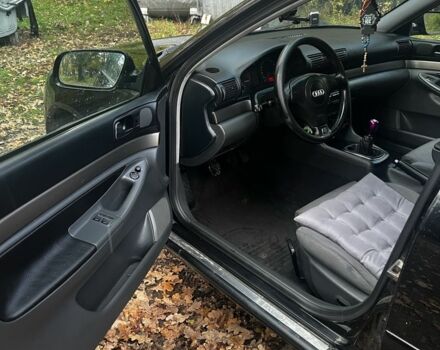 Чорний Ауді А4, об'ємом двигуна 1.9 л та пробігом 300 тис. км за 1900 $, фото 5 на Automoto.ua
