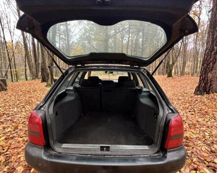 Черный Ауди А4, объемом двигателя 1.9 л и пробегом 440 тыс. км за 2000 $, фото 13 на Automoto.ua