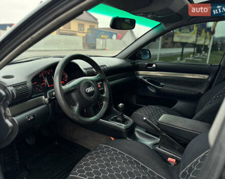 Черный Ауди А4, объемом двигателя 1.9 л и пробегом 394 тыс. км за 3500 $, фото 9 на Automoto.ua