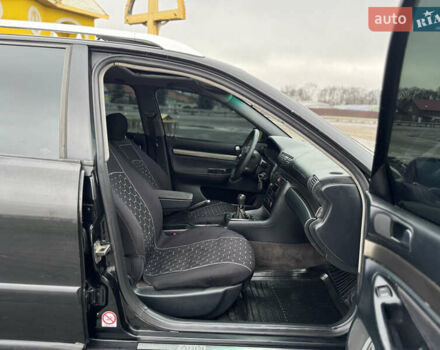 Черный Ауди А4, объемом двигателя 1.9 л и пробегом 394 тыс. км за 3500 $, фото 14 на Automoto.ua