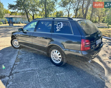 Чорний Ауді А4, об'ємом двигуна 2.5 л та пробігом 300 тис. км за 4150 $, фото 3 на Automoto.ua