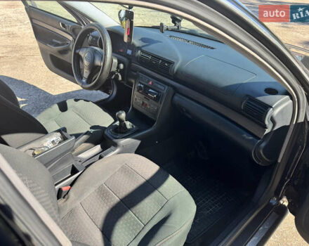 Чорний Ауді А4, об'ємом двигуна 2.5 л та пробігом 300 тис. км за 4150 $, фото 10 на Automoto.ua