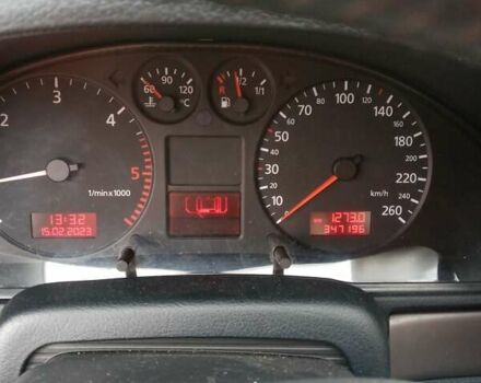 Черный Ауди А4, объемом двигателя 2.5 л и пробегом 347 тыс. км за 3500 $, фото 1 на Automoto.ua