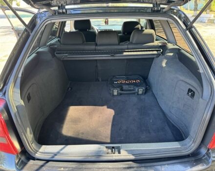 Чорний Ауді А4, об'ємом двигуна 2.5 л та пробігом 300 тис. км за 4805 $, фото 8 на Automoto.ua