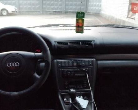 Черный Ауди А4, объемом двигателя 2.4 л и пробегом 444 тыс. км за 2899 $, фото 4 на Automoto.ua