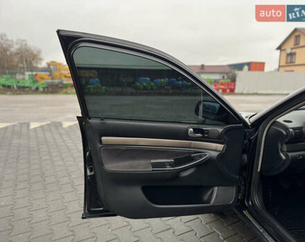 Черный Ауди А4, объемом двигателя 1.9 л и пробегом 394 тыс. км за 3500 $, фото 13 на Automoto.ua