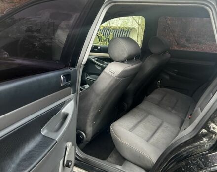 Чорний Ауді А4, об'ємом двигуна 1.9 л та пробігом 300 тис. км за 1900 $, фото 3 на Automoto.ua