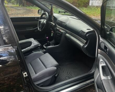 Чорний Ауді А4, об'ємом двигуна 1.9 л та пробігом 300 тис. км за 1900 $, фото 6 на Automoto.ua