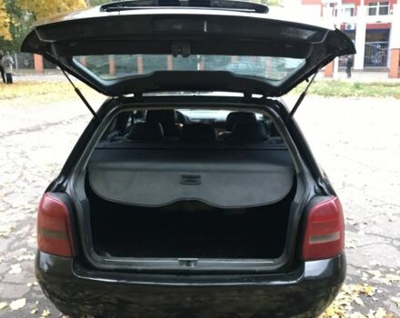 Черный Ауди А4, объемом двигателя 1.8 л и пробегом 473 тыс. км за 3800 $, фото 7 на Automoto.ua