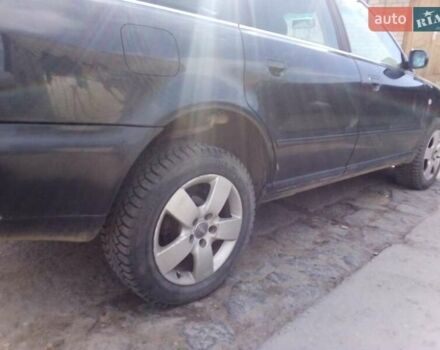 Черный Ауди А4, объемом двигателя 2.5 л и пробегом 320 тыс. км за 2500 $, фото 4 на Automoto.ua
