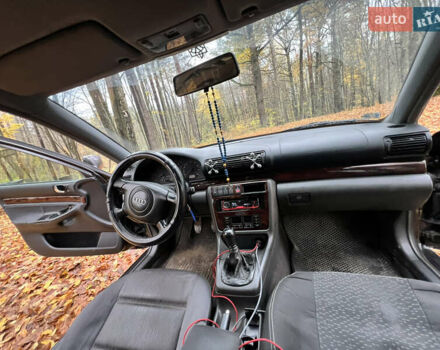 Черный Ауди А4, объемом двигателя 1.9 л и пробегом 440 тыс. км за 2000 $, фото 7 на Automoto.ua