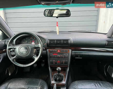 Черный Ауди А4, объемом двигателя 2.5 л и пробегом 429 тыс. км за 3650 $, фото 9 на Automoto.ua