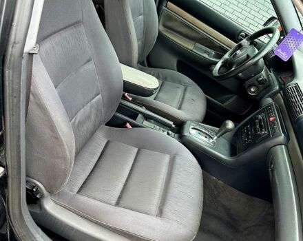 Черный Ауди А4, объемом двигателя 1.9 л и пробегом 367 тыс. км за 3800 $, фото 5 на Automoto.ua