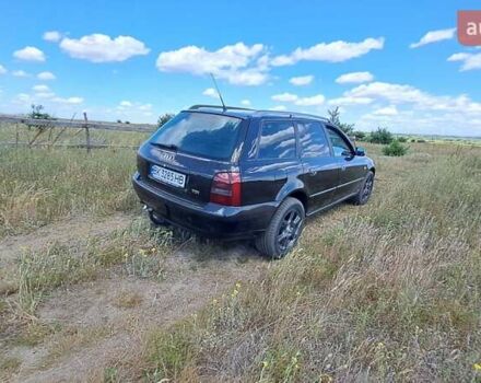 Чорний Ауді А4, об'ємом двигуна 1.9 л та пробігом 400 тис. км за 5000 $, фото 7 на Automoto.ua