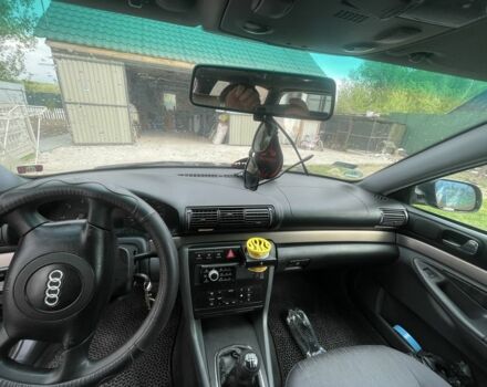 Черный Ауди А4, объемом двигателя 2.5 л и пробегом 400 тыс. км за 3800 $, фото 12 на Automoto.ua