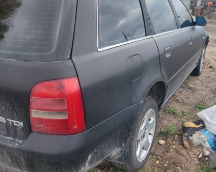 Чорний Ауді А4, об'ємом двигуна 2.5 л та пробігом 10 тис. км за 1400 $, фото 9 на Automoto.ua