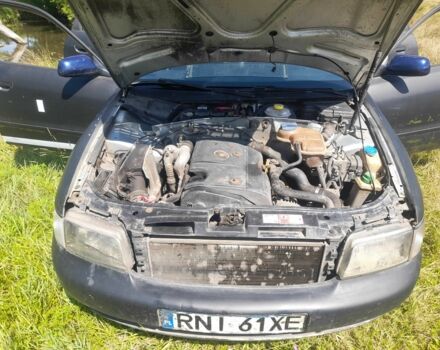 Чорний Ауді А4, об'ємом двигуна 1.9 л та пробігом 345 тис. км за 1650 $, фото 3 на Automoto.ua